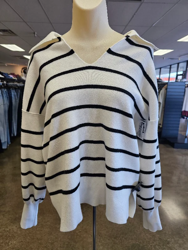 Minimal Style Top Ls By Clothes Mentor In White, Size:M