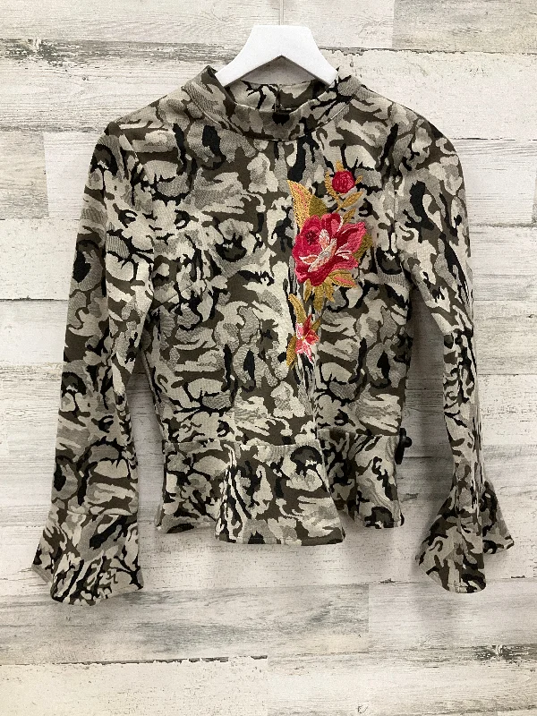 Top Long Sleeve By Thml In Camouflage Print, Size: S