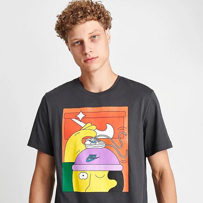 Dressing Tips Men's Nike Sportswear Sneakerhead Graphic T-Shirt