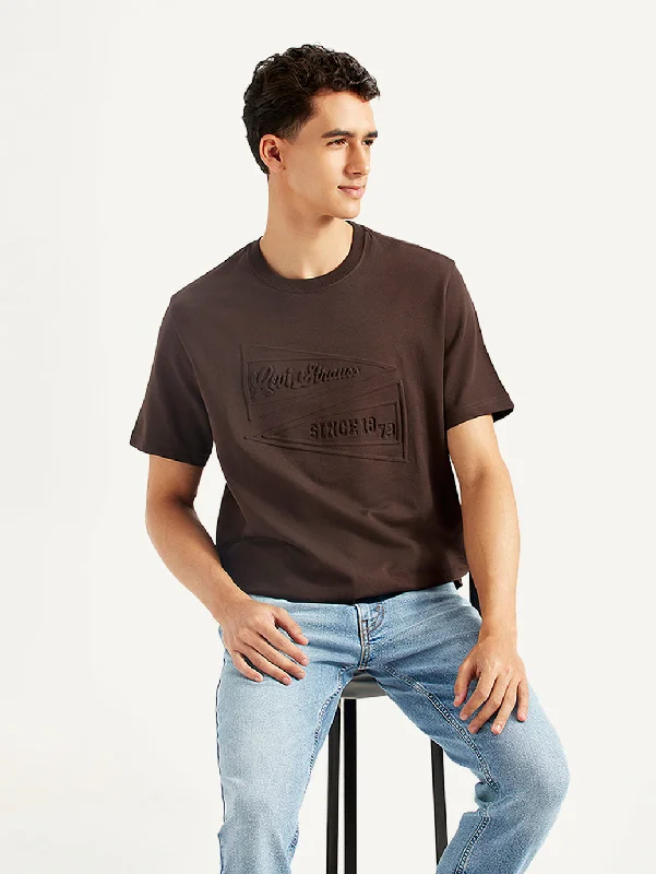 Fashion Design Men's Embossed Crew Neck T-shirt