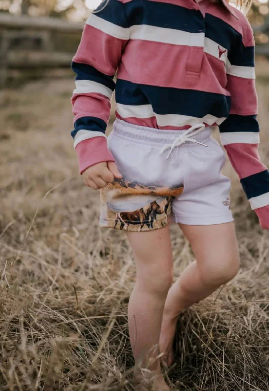 Free And Comfortable Little Windmill Wildhorses Short