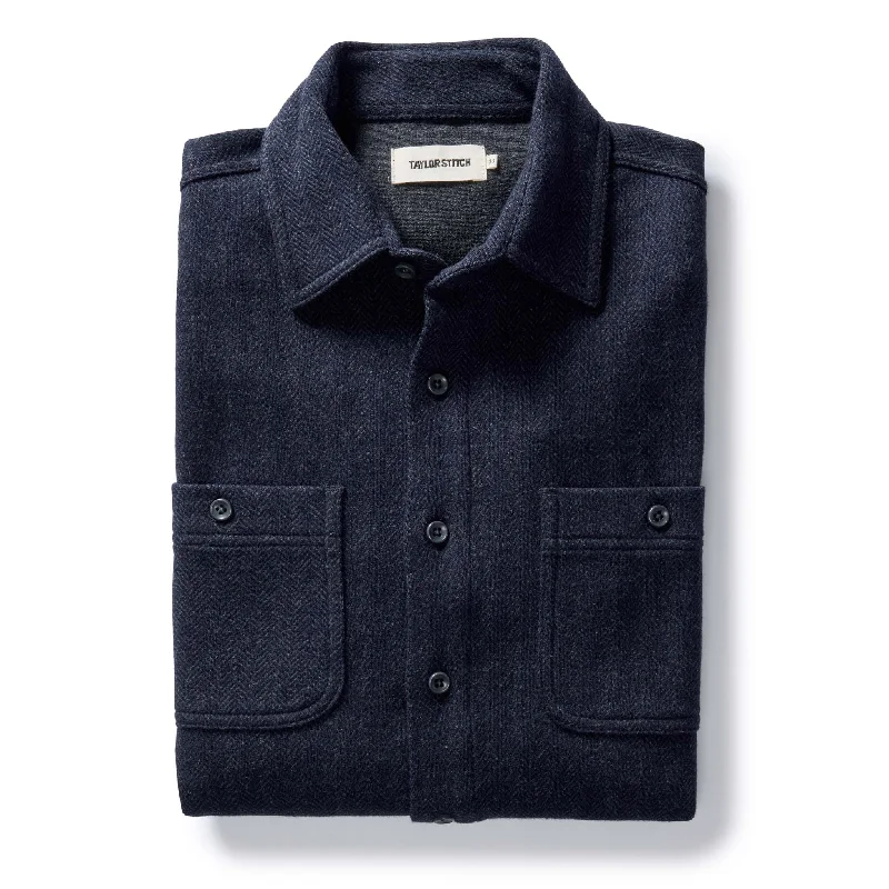 The Coastline Knit Shirt in Dark Navy