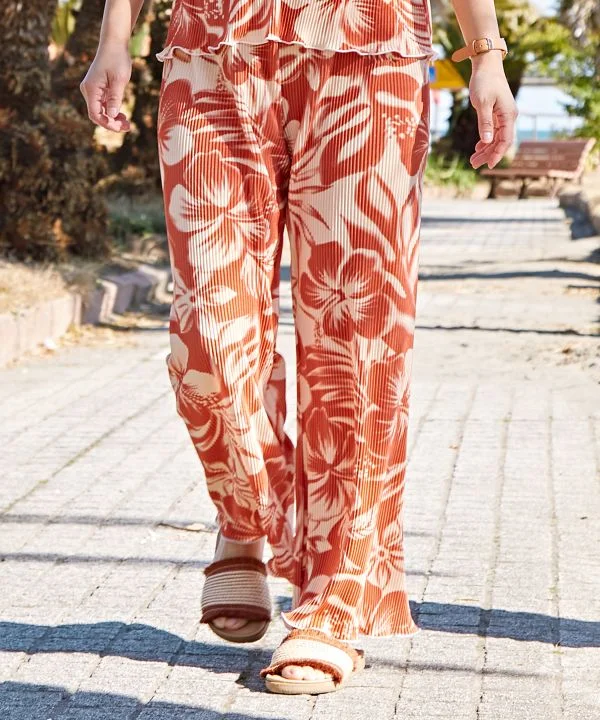 Playful Style Endless Summer Pleated Pants