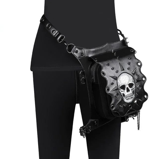 Trendy Comfort Wear Steampunk Skull Rivets Travel Bag